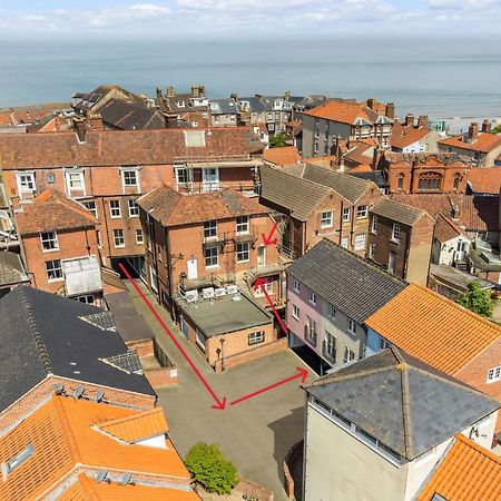 1-Bed Seaside Apartment With Parking Cromer Exteriör bild